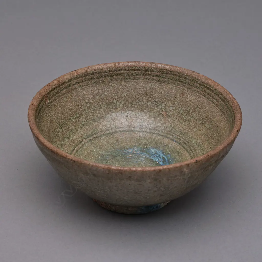 Sawankhalok stoneware bowl - 13thC - 16thC, Image 1++